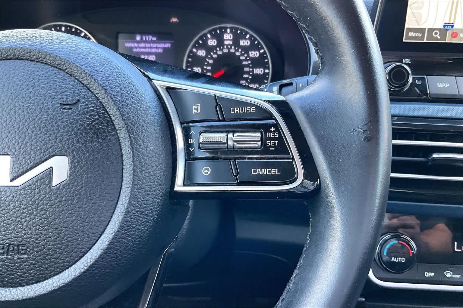 Thumbnail: 2023 Kia Seltos - 25