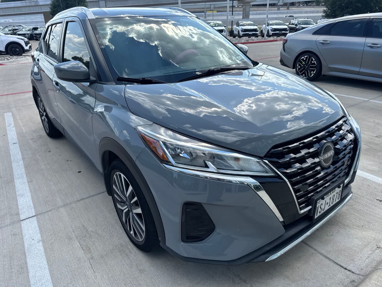 Thumbnail: 2022 Nissan Kicks - 3