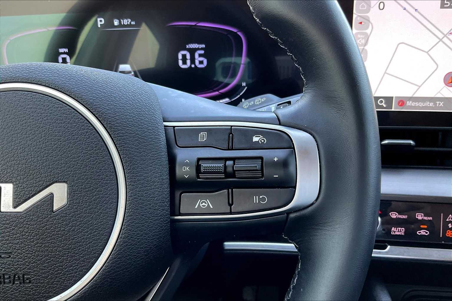 Thumbnail: 2025 Kia Sportage - 24