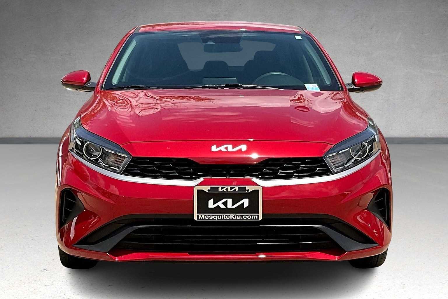 Thumbnail: 2024 Kia Forte - 6