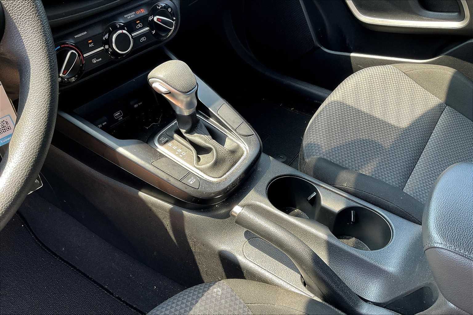 2021 Kia Soul LX 14