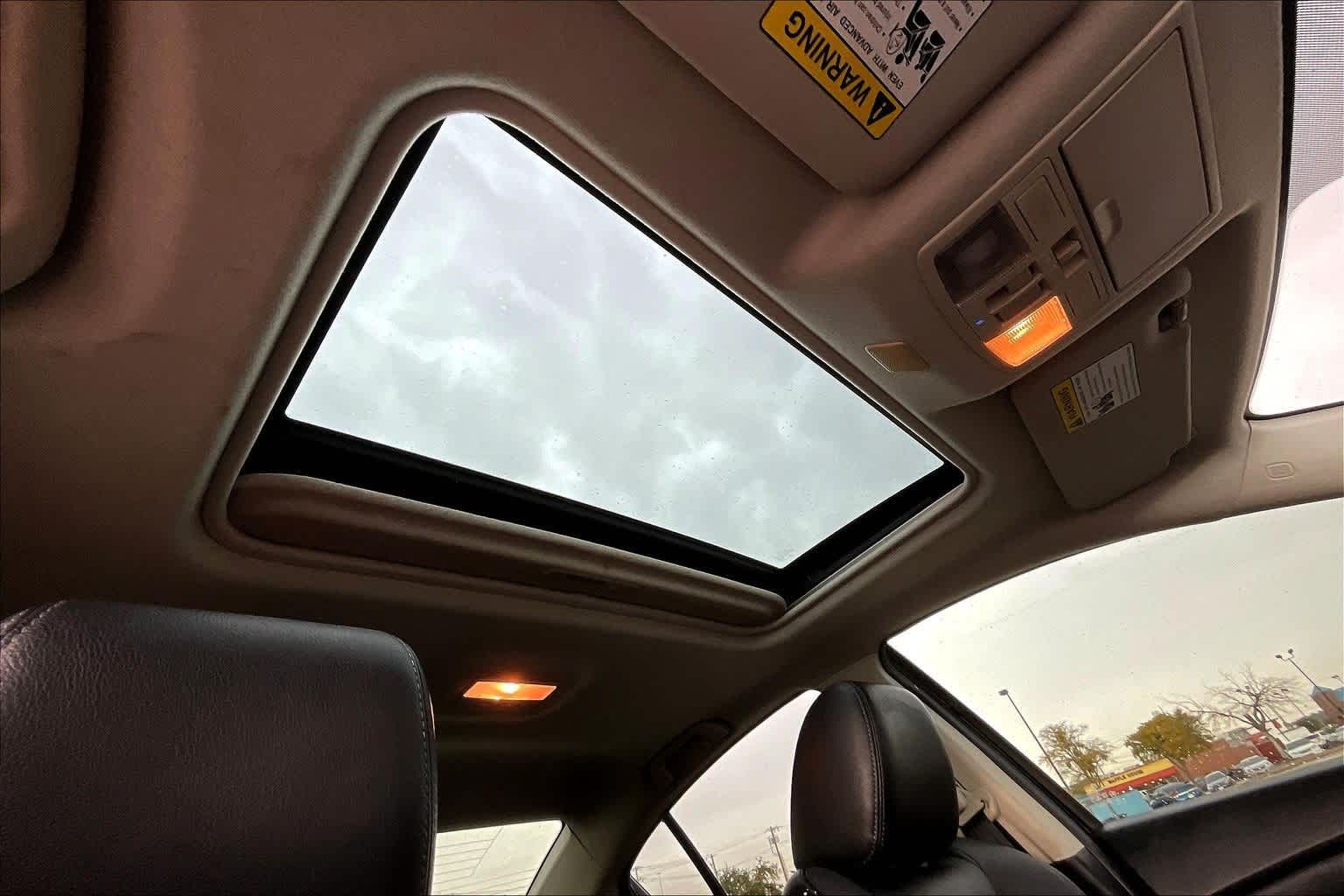 Thumbnail: 2012 Mazda Mazda3 - 29