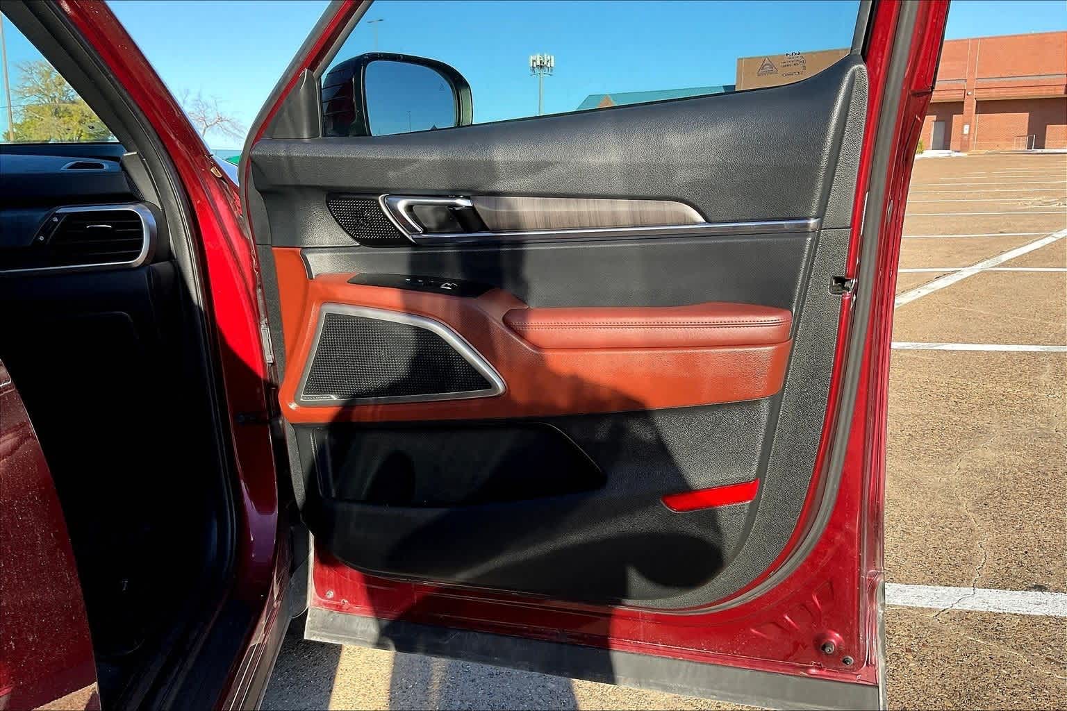 Thumbnail: 2023 Kia Telluride - 27