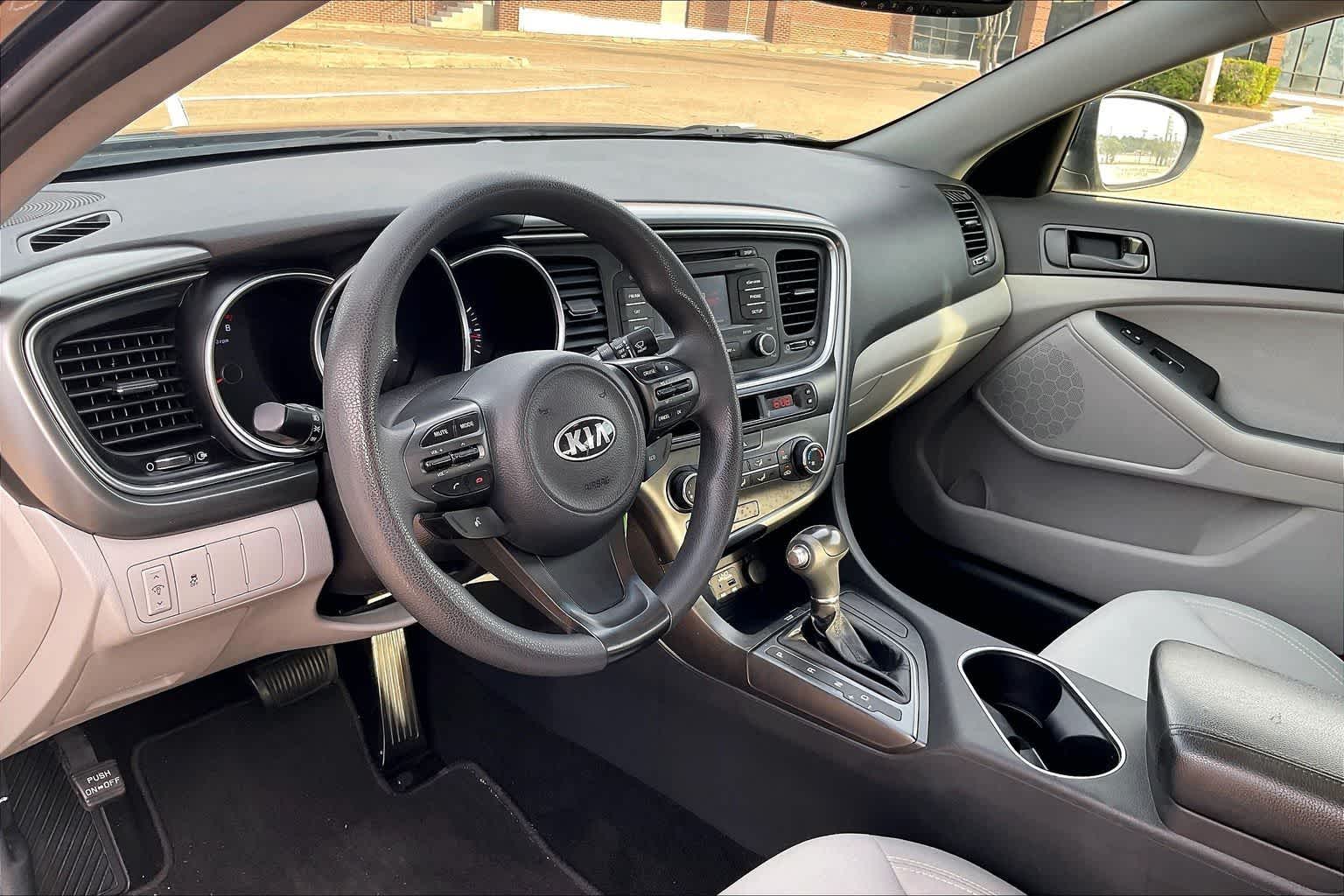 Used 2014 Kia Optima LX with VIN 5XXGM4A70EG286508 for sale in Mesquite, TX