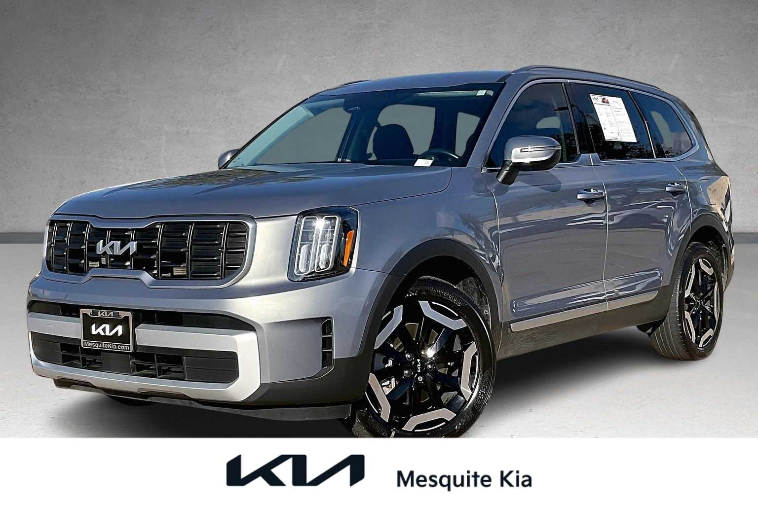 Thumbnail: 2023 Kia Telluride - 1