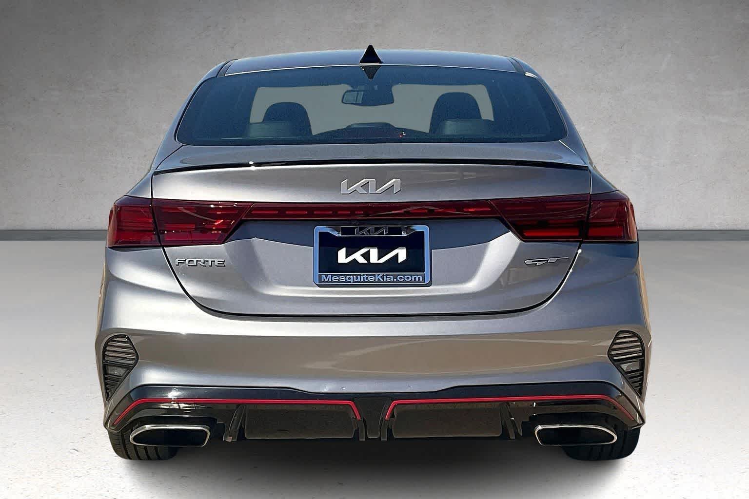 Thumbnail: 2024 Kia Forte - 5