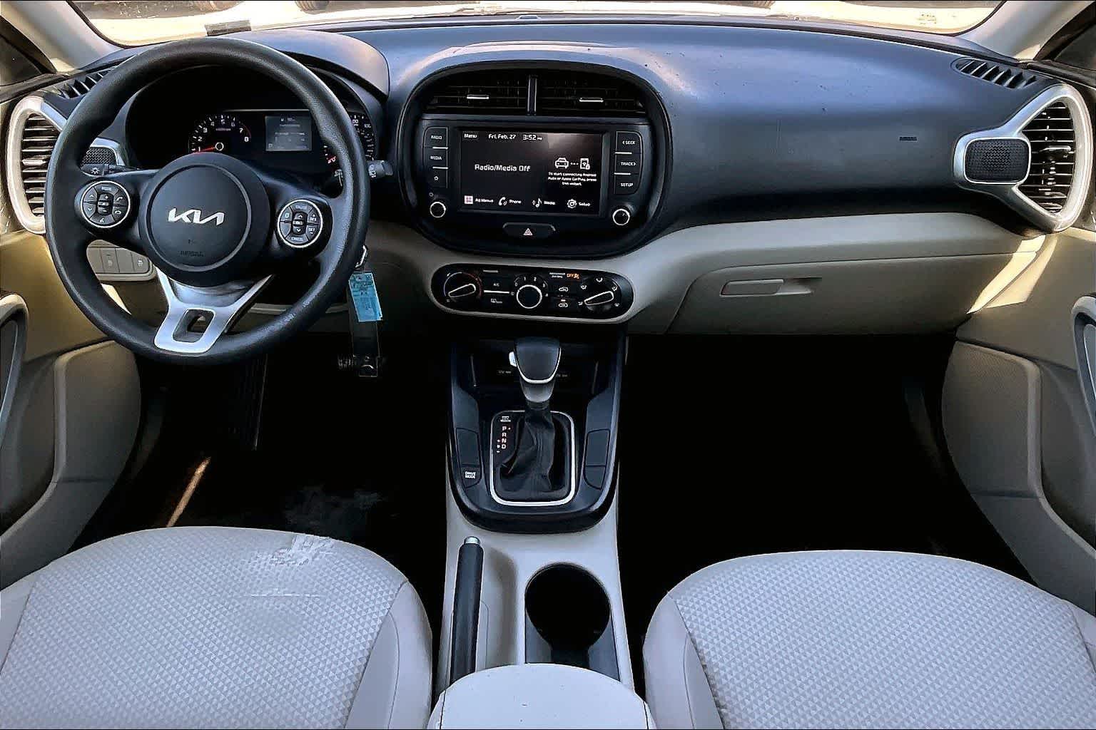 Thumbnail: 2022 Kia Soul - 9