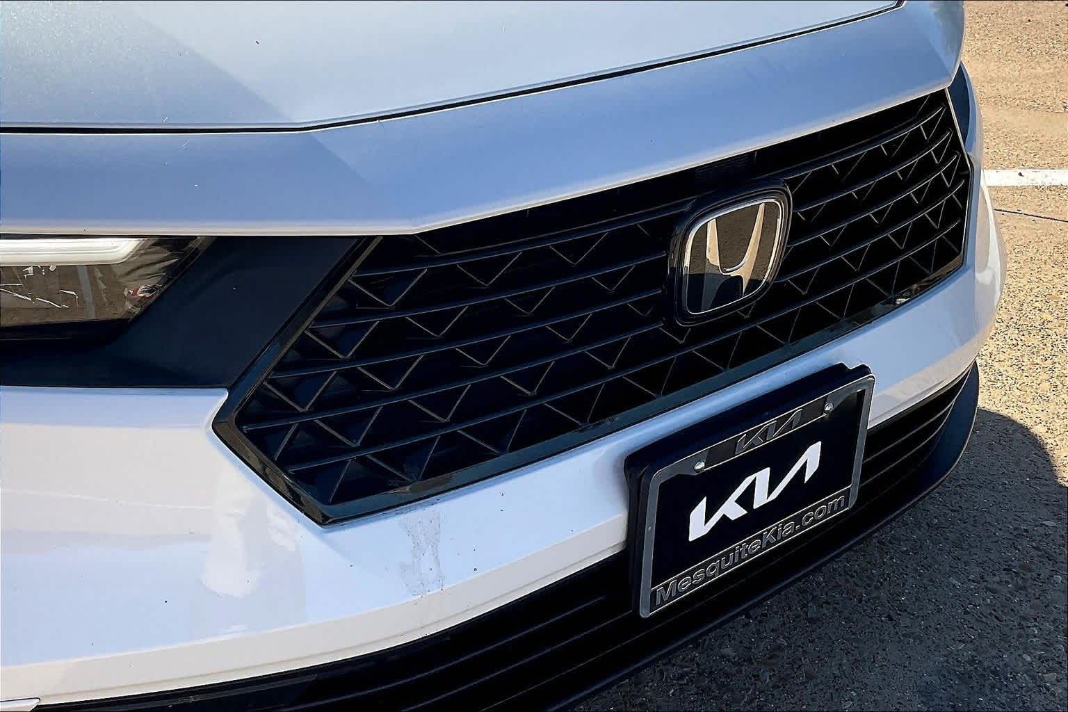 Thumbnail: 2023 Honda Accord - 32