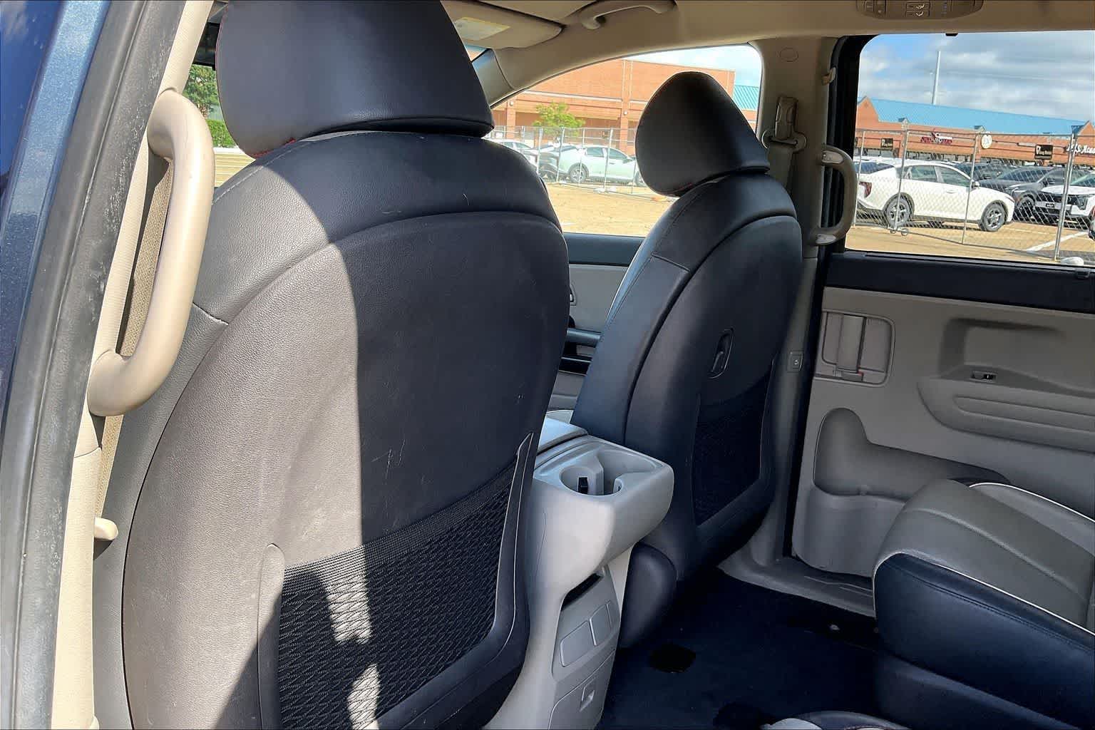 Thumbnail: 2017 Kia Sedona - 11