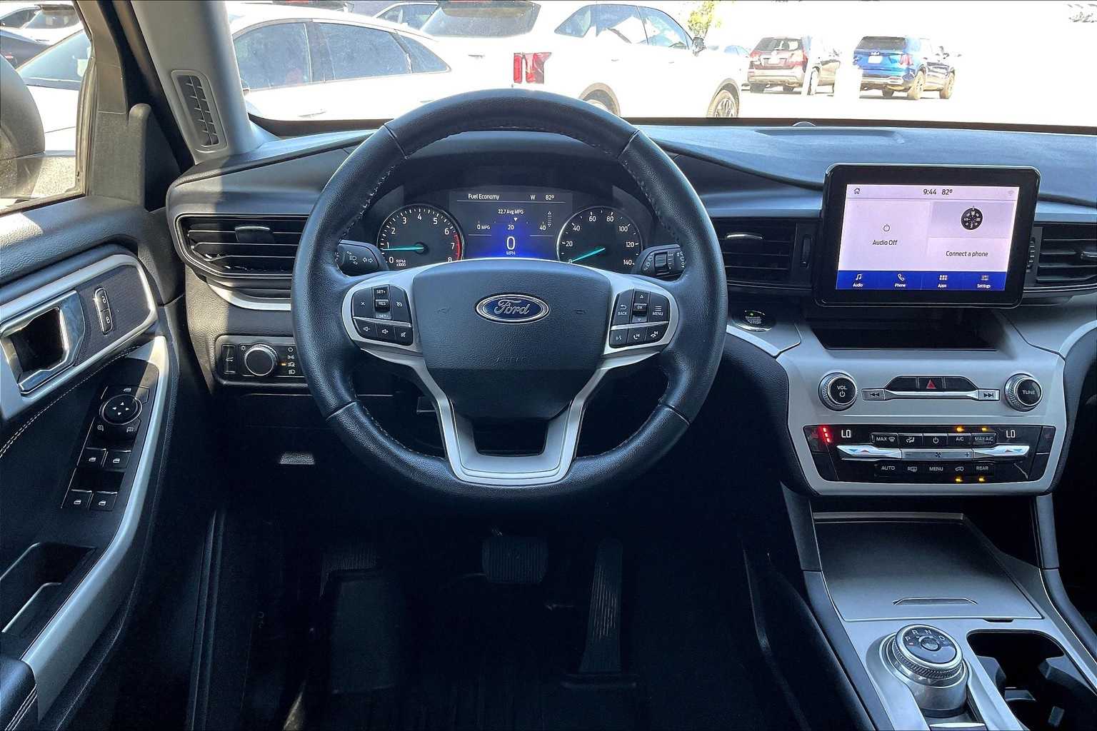 Thumbnail: 2021 Ford Explorer - 14