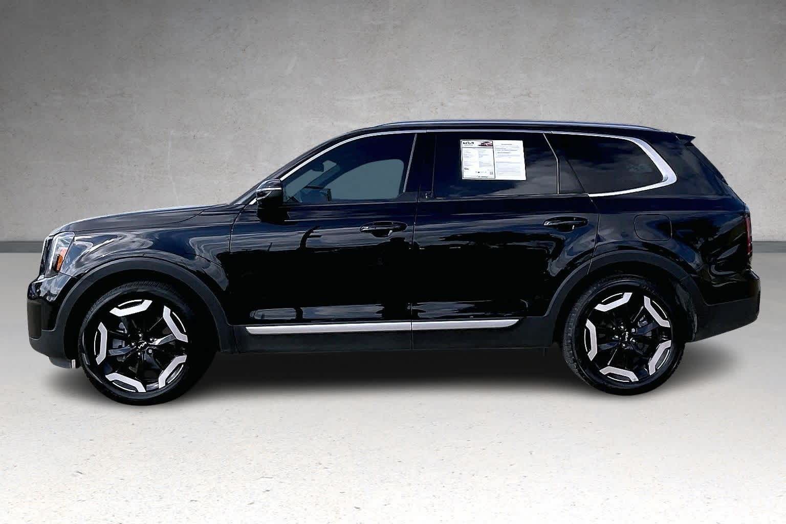 Thumbnail: 2024 Kia Telluride - 3