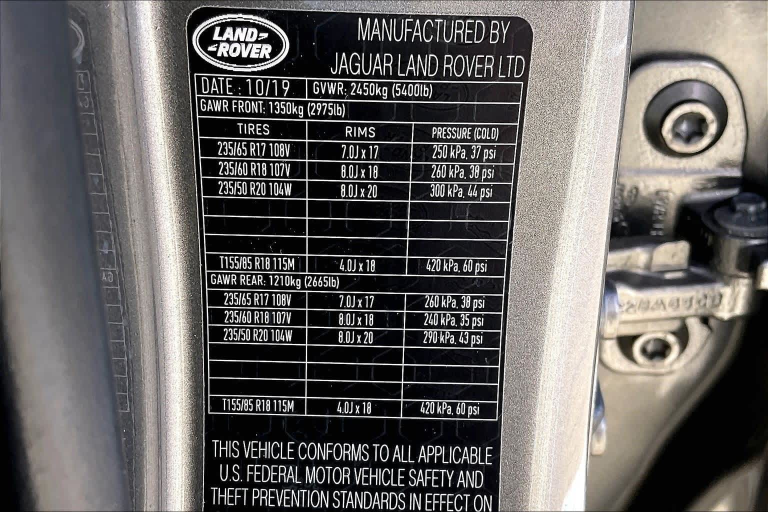 Thumbnail: 2020 Land Rover Range Rover Evoque - 20