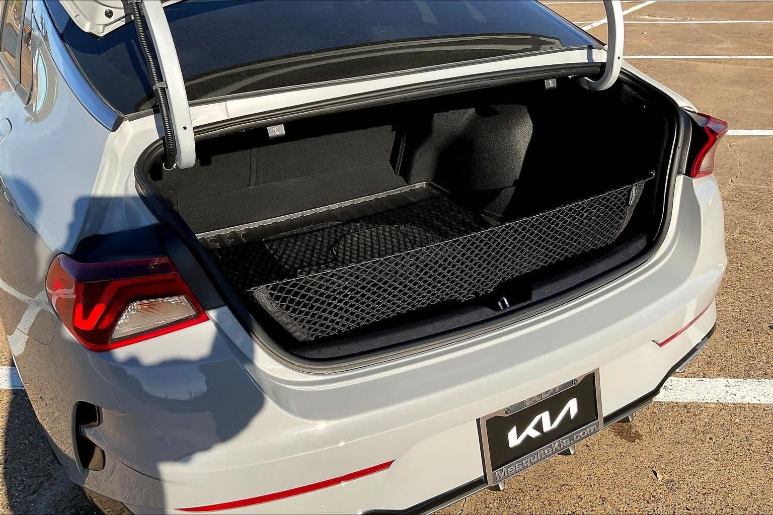 Thumbnail: 2024 Kia K5 - 18