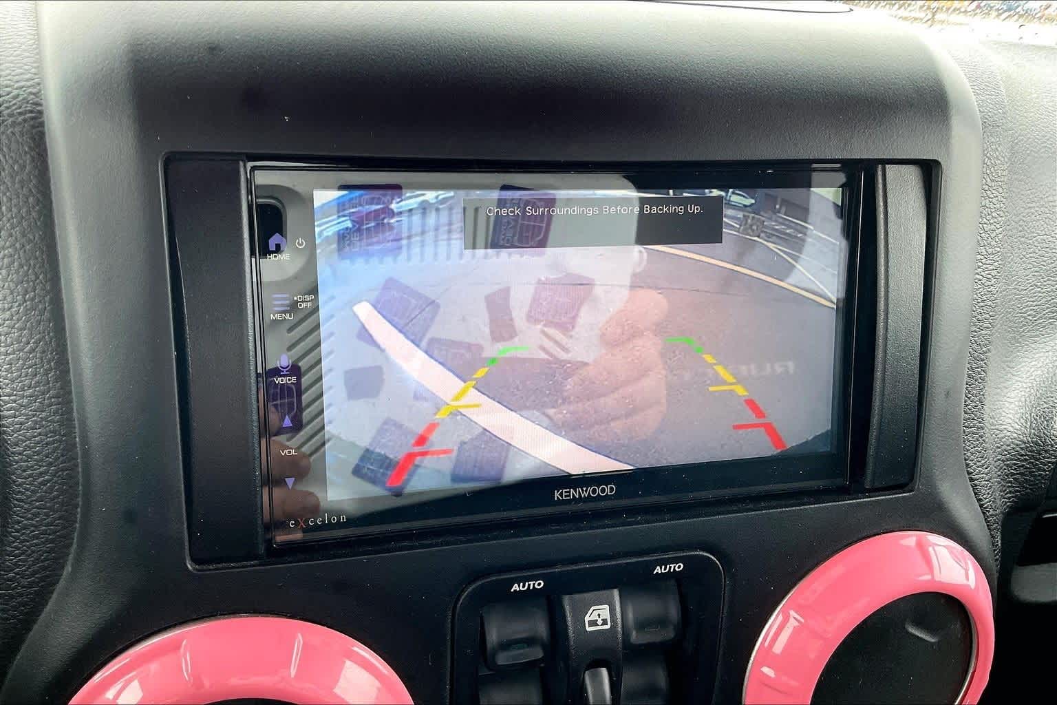 Thumbnail: 2016 Jeep Wrangler - 24