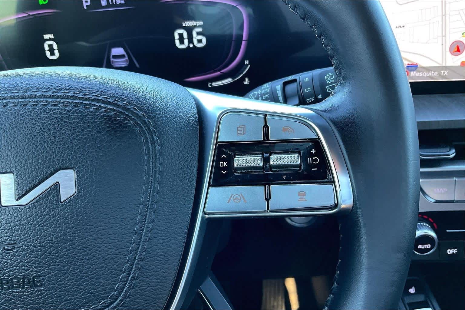 Thumbnail: 2023 Kia Telluride - 24