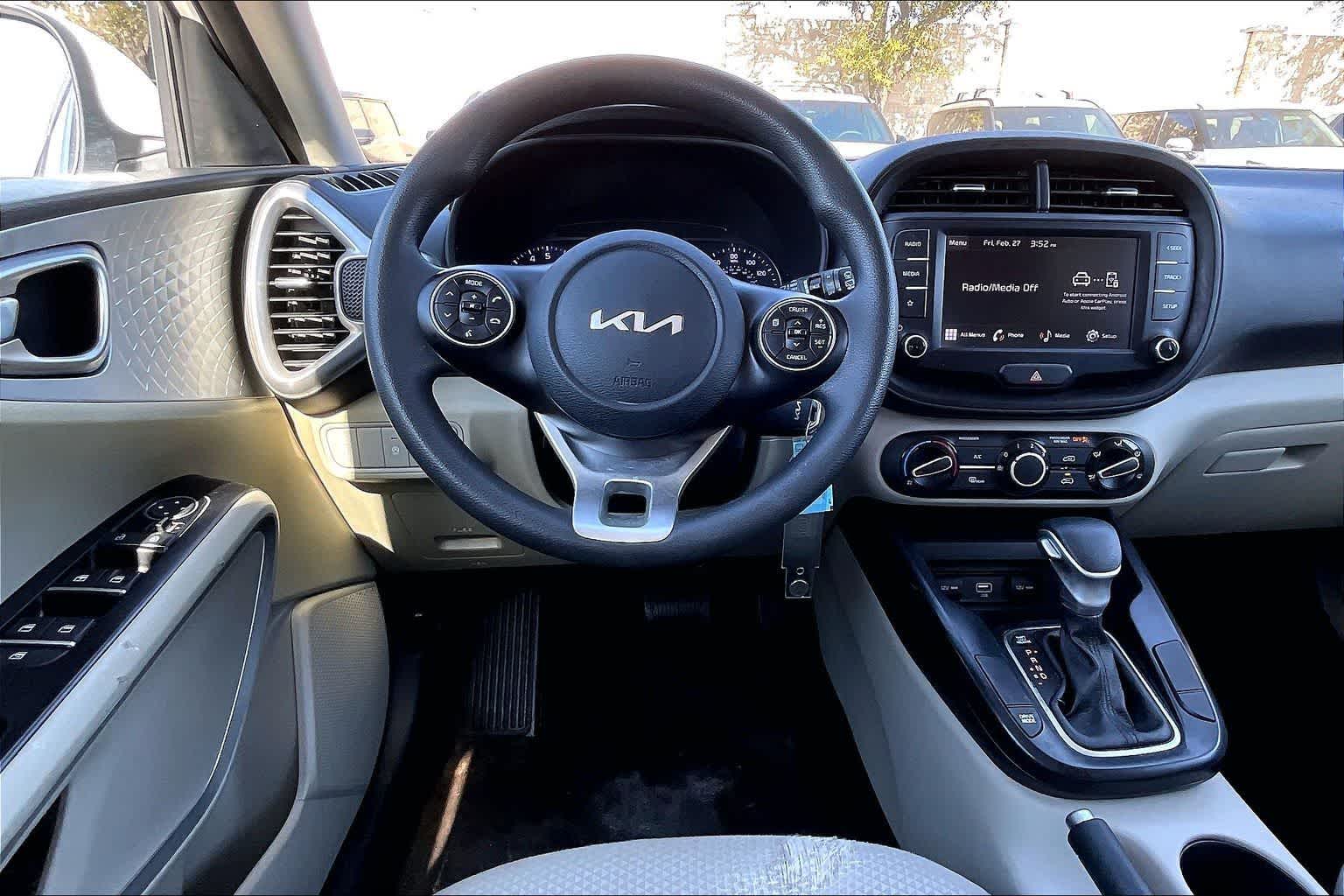 Thumbnail: 2022 Kia Soul - 13