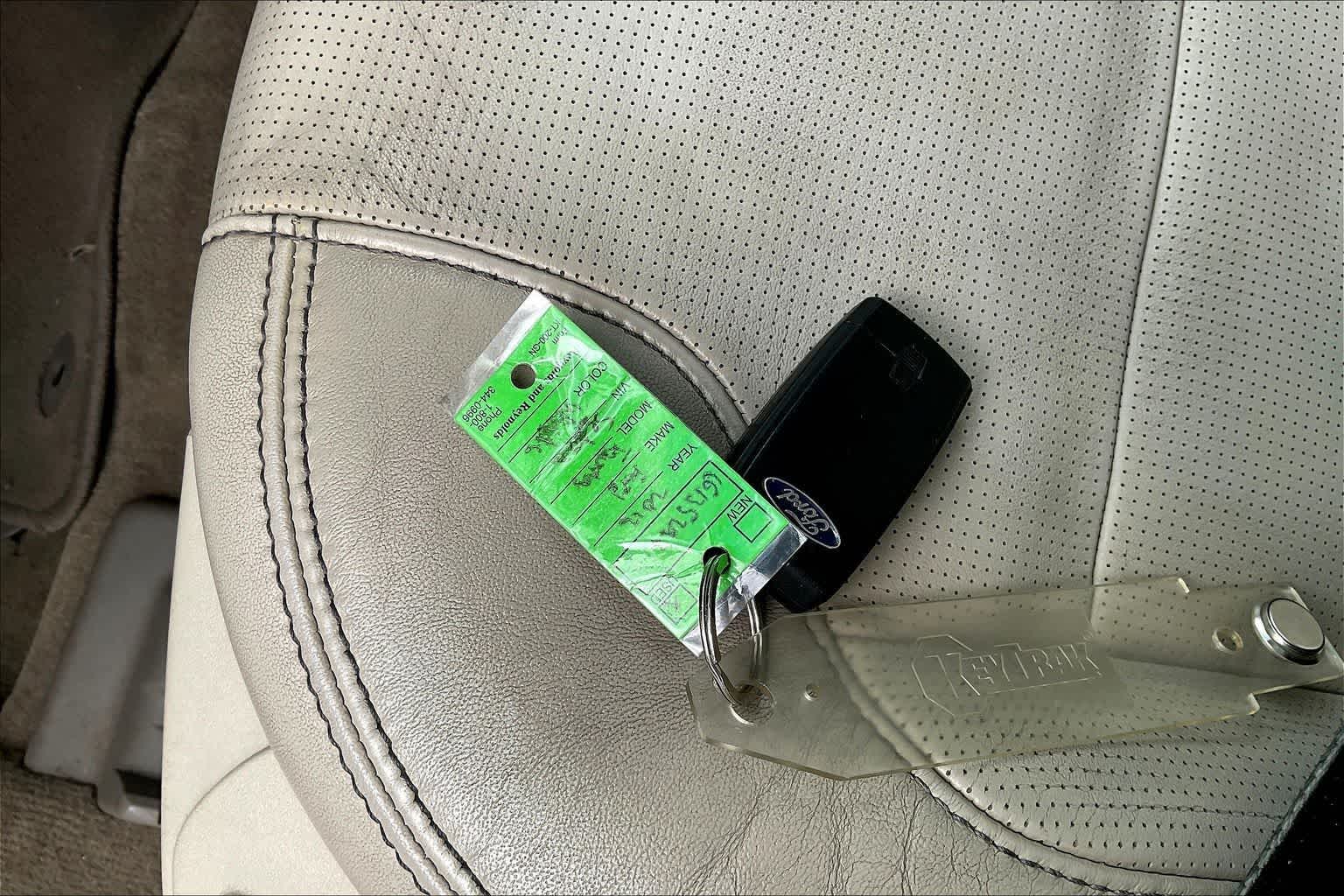 Thumbnail: 2012 Ford Taurus - 19