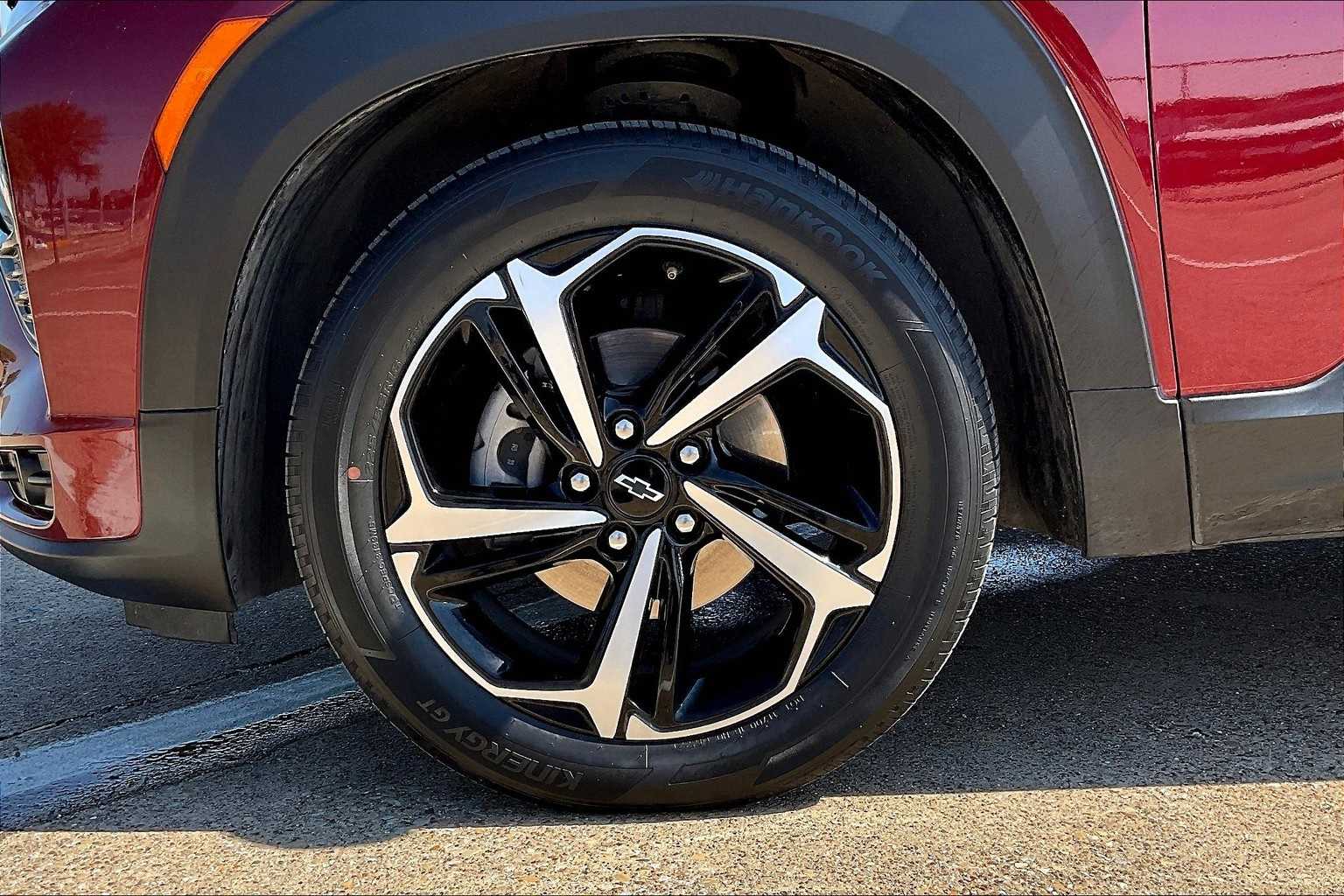 Thumbnail: 2023 Chevrolet TrailBlazer - 8