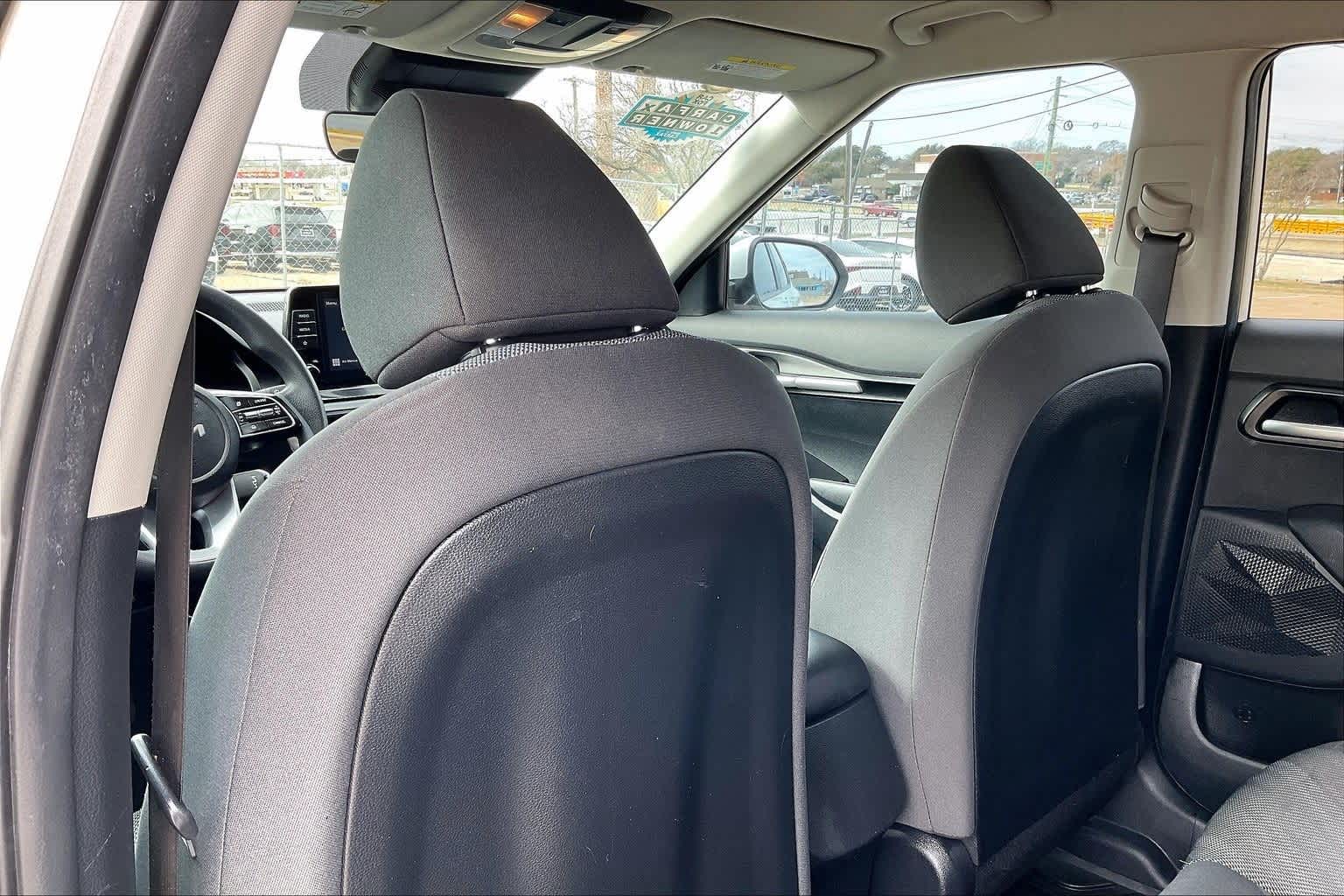 Thumbnail: 2022 Kia Seltos - 12