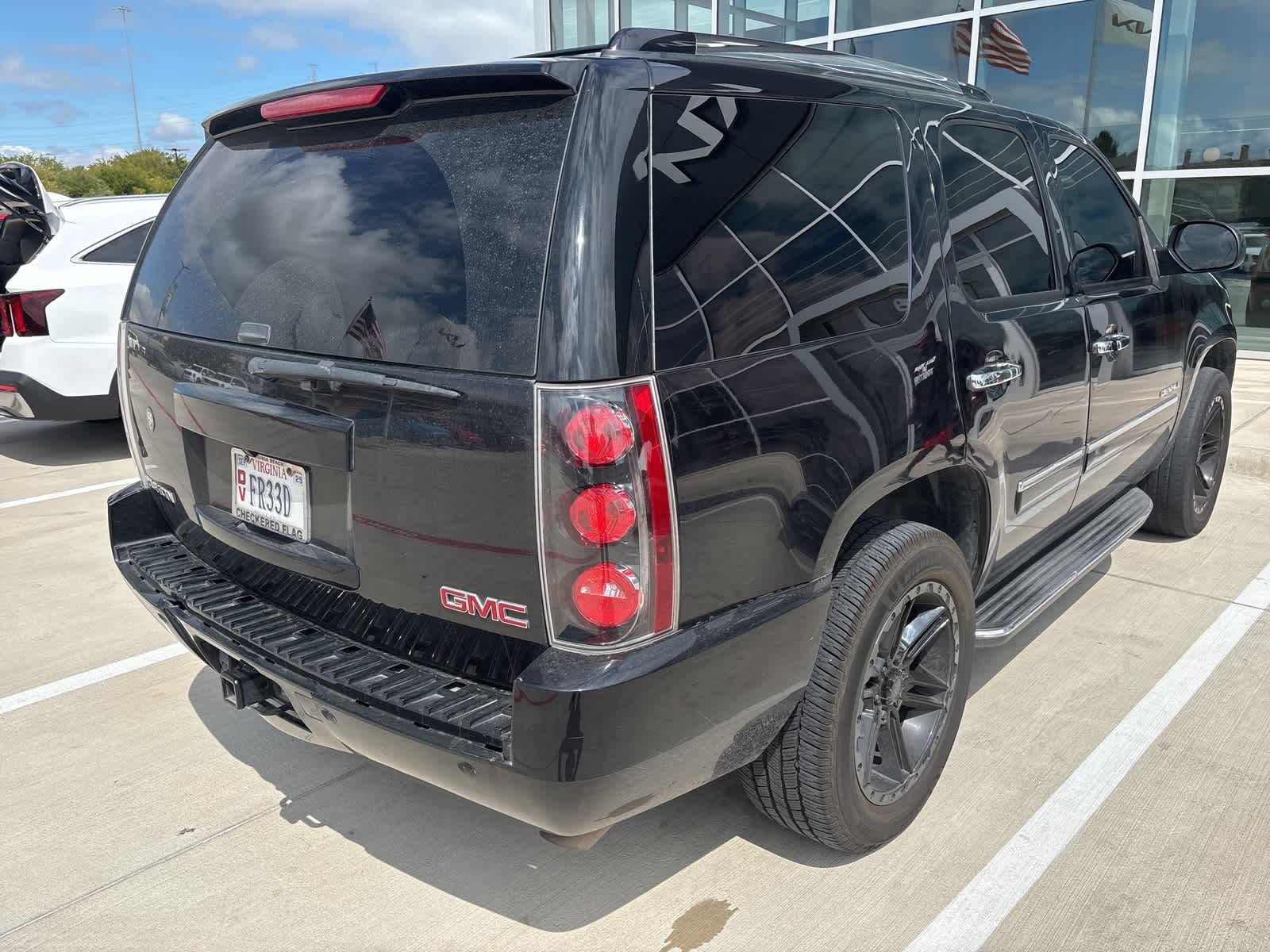 Thumbnail: 2014 GMC Yukon - 3