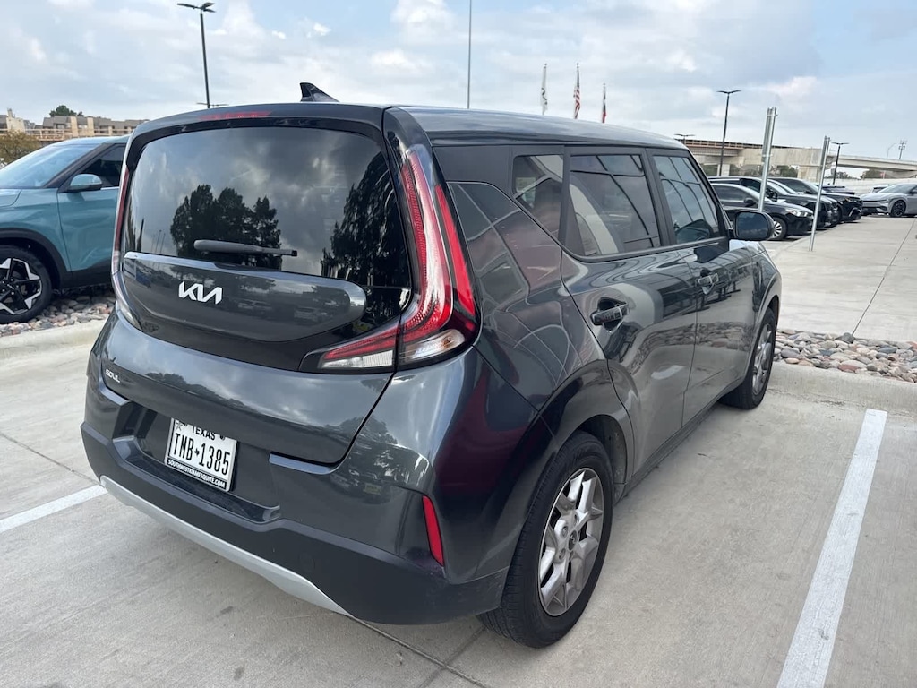 Certified 2024 Kia Soul LX Hatchback