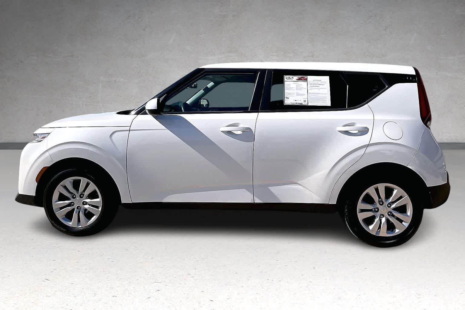 Thumbnail: 2022 Kia Soul - 3