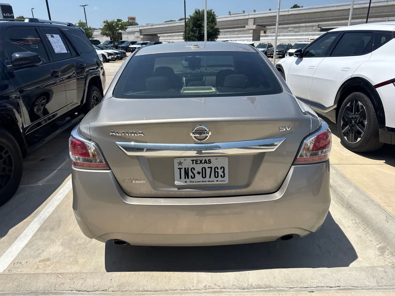Thumbnail: 2015 Nissan Altima - 5