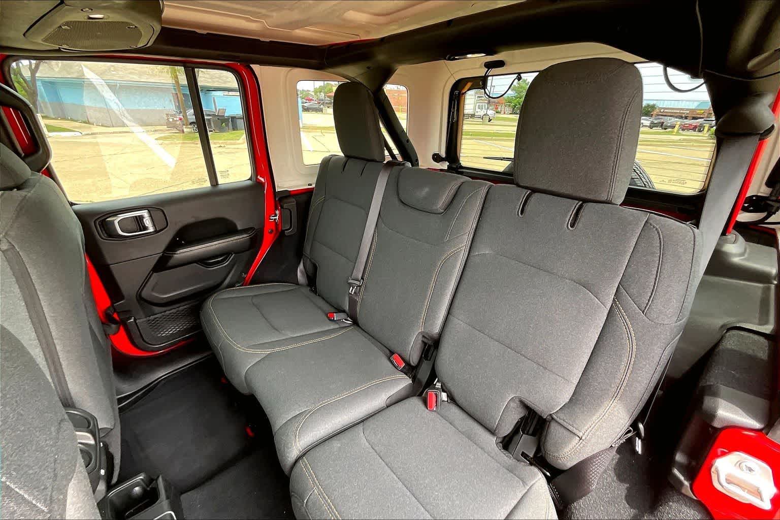 Thumbnail: 2025 Jeep Wrangler - 28