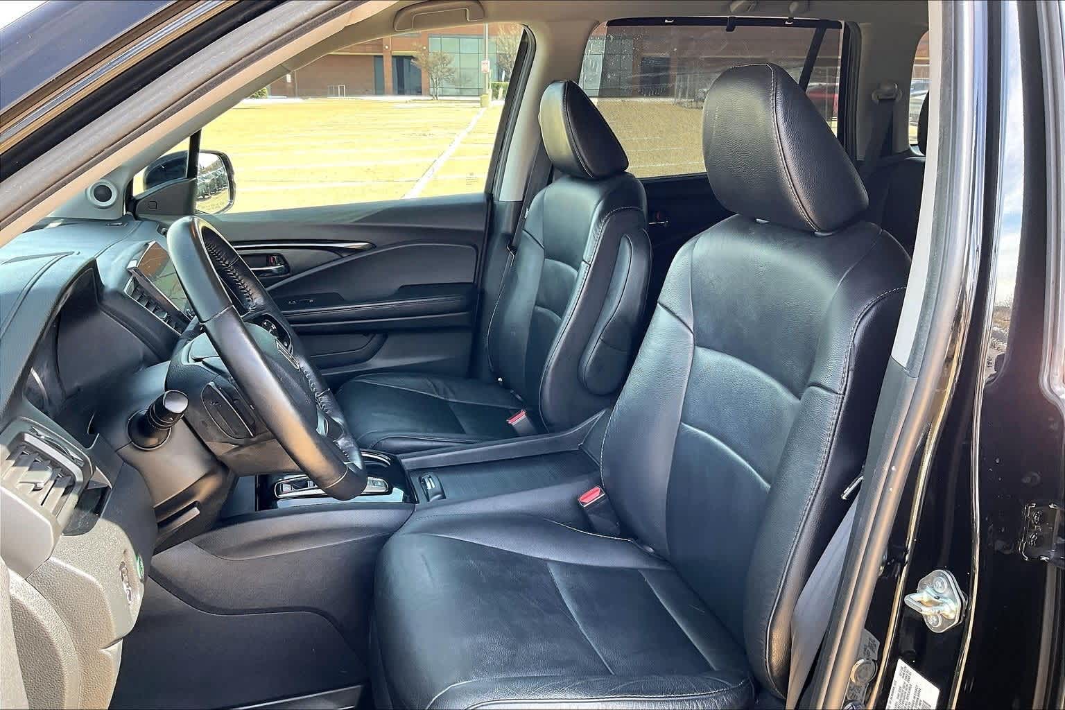 Thumbnail: 2020 Honda Pilot - 10