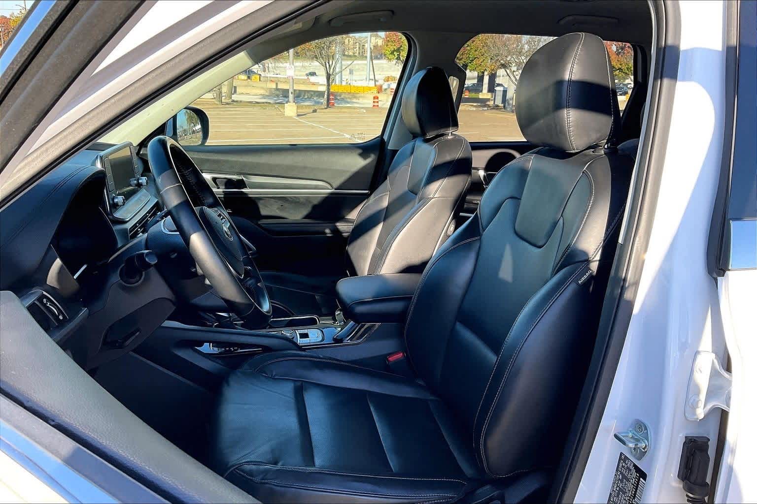 Thumbnail: 2021 Kia Telluride - 11