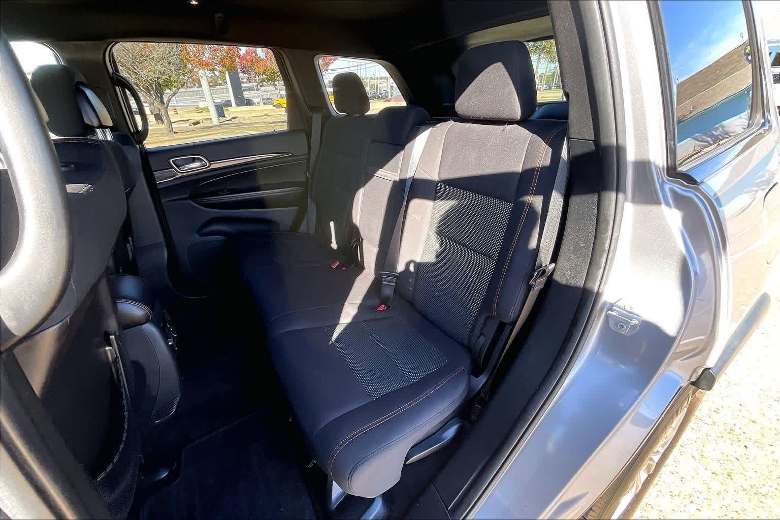 Thumbnail: 2016 Jeep Grand Cherokee - 29