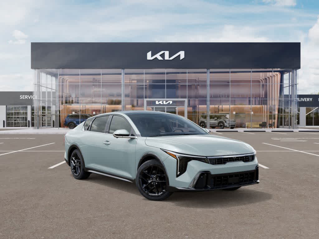 2025 Kia K4 GT-Line 8