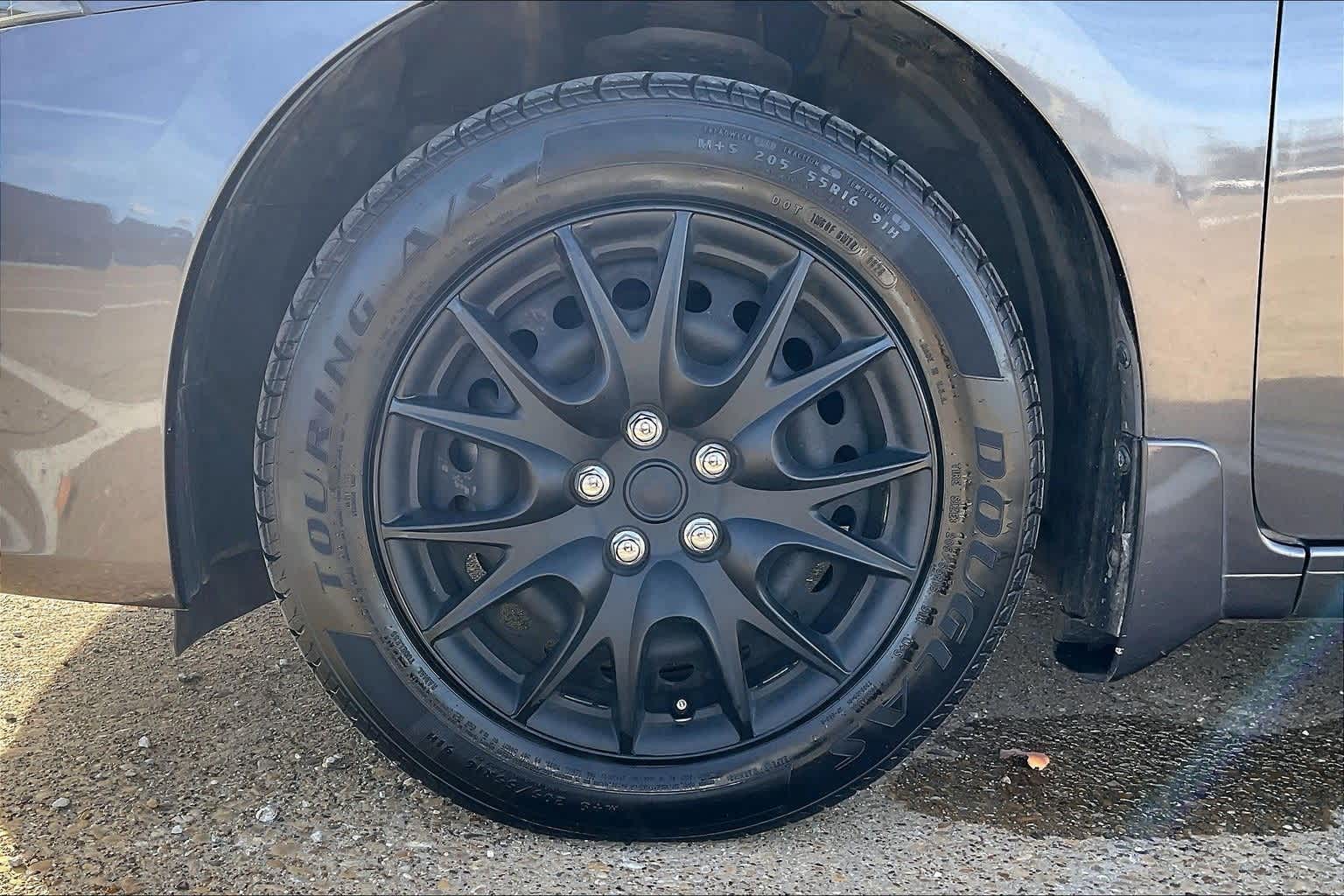 Thumbnail: 2015 Nissan Sentra - 8