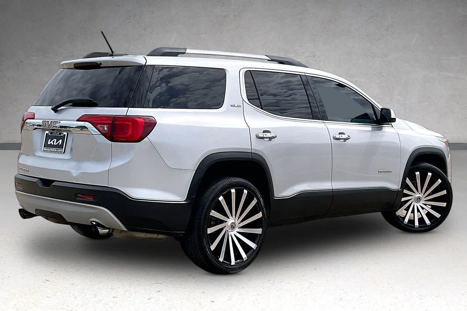 Thumbnail: 2018 GMC Acadia - 21
