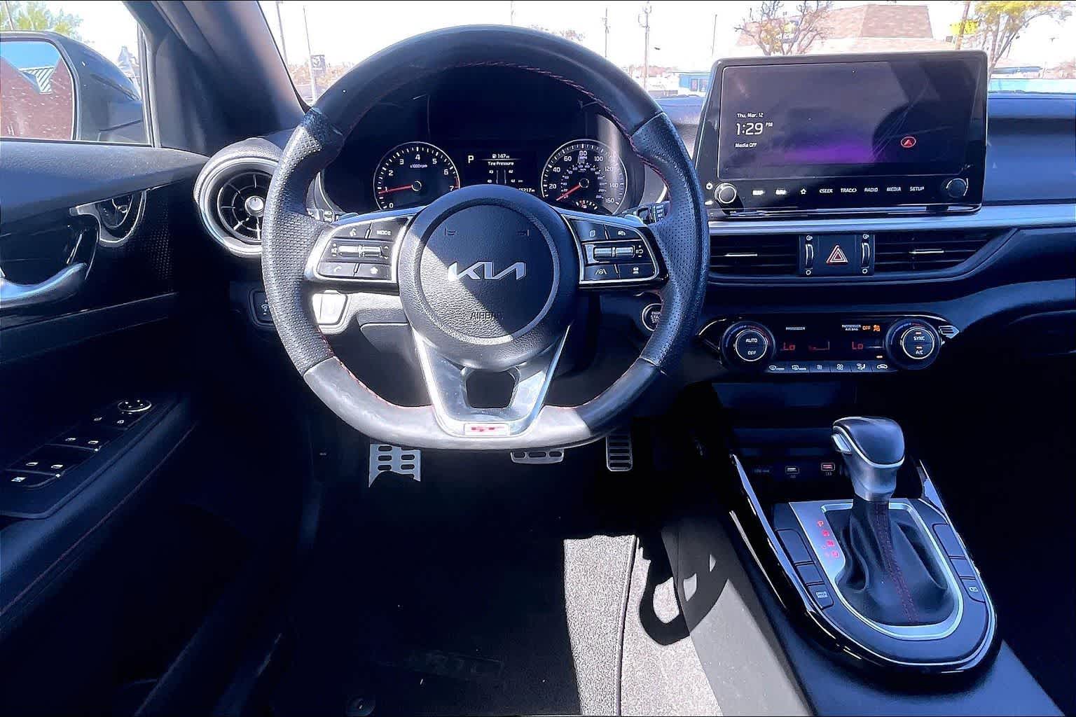 Thumbnail: 2024 Kia Forte - 14