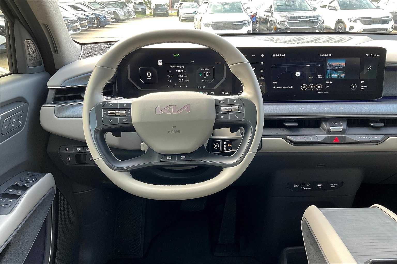 Thumbnail: 2024 Kia EV9 - 13