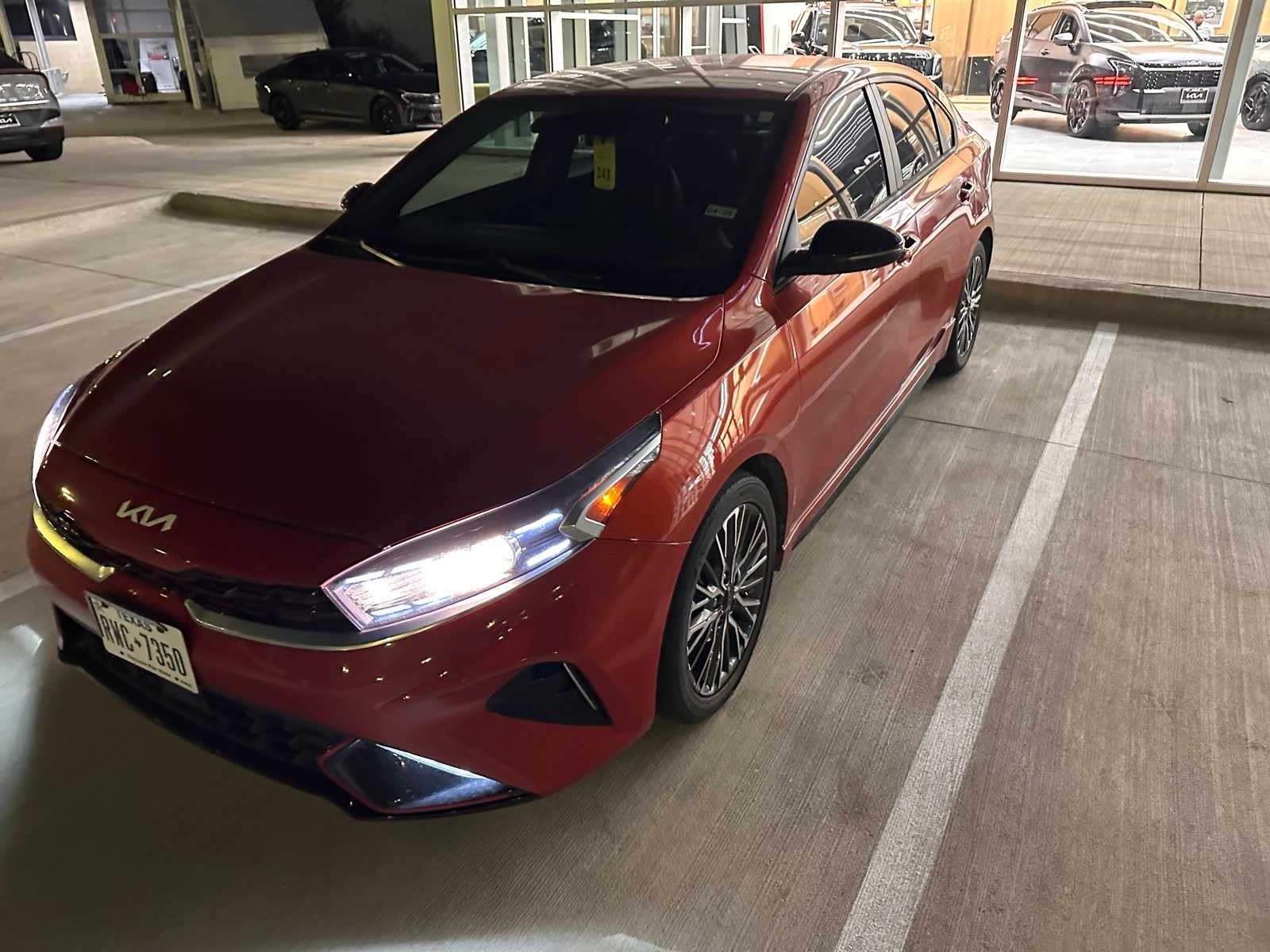 Thumbnail: 2022 Kia Forte - 7