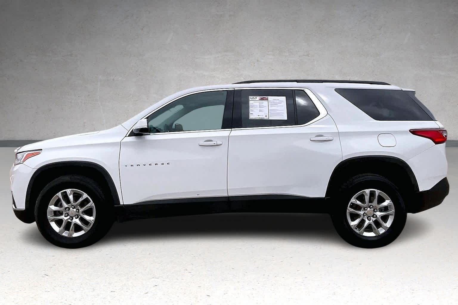 Thumbnail: 2020 Chevrolet Traverse - 3