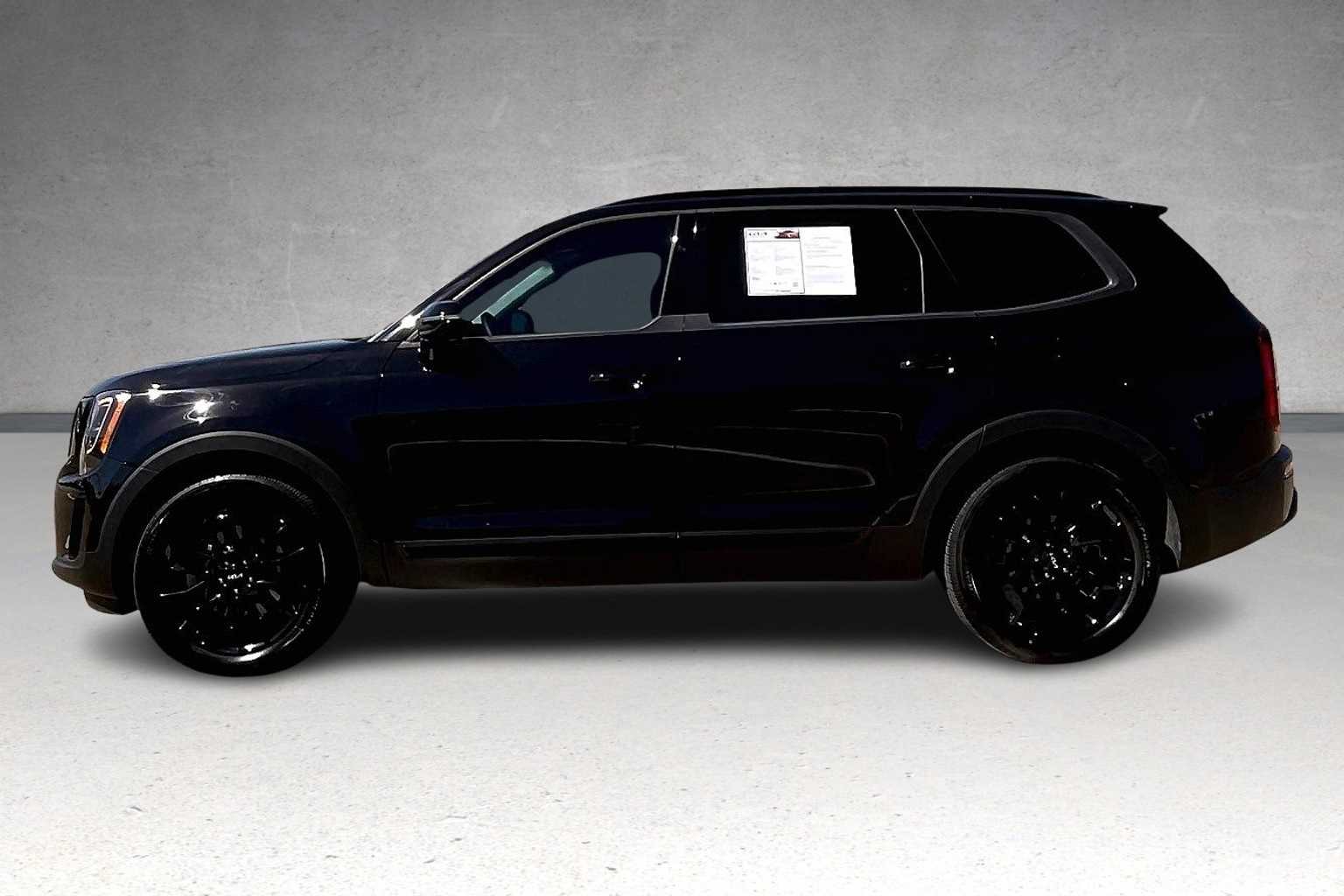 2022 Kia Telluride SX photo 2