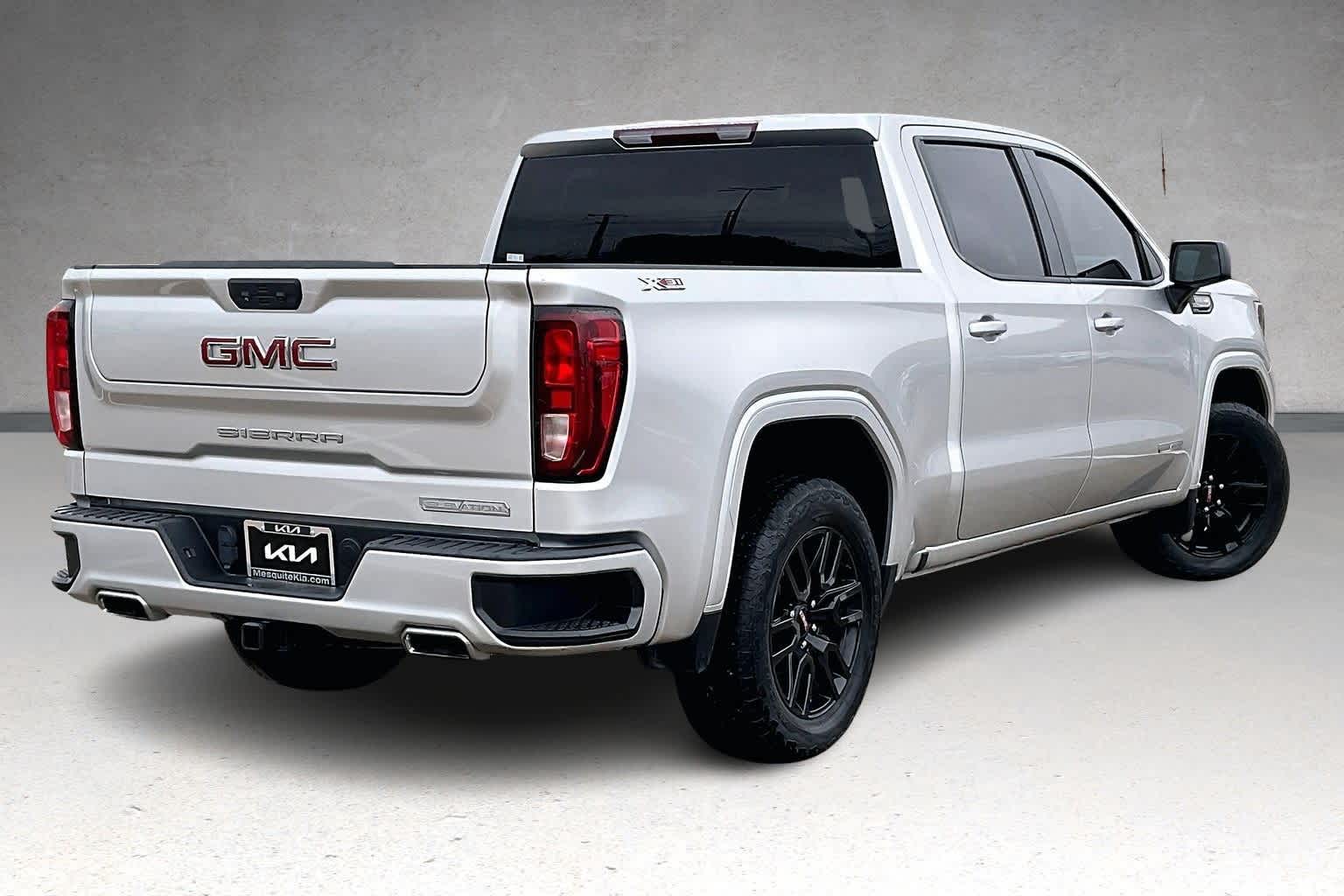 Thumbnail: 2022 GMC Sierra 1500 - 22