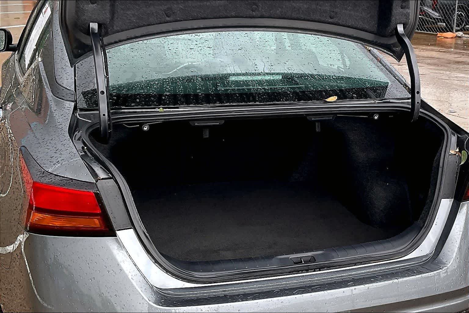 Thumbnail: 2025 Nissan Altima - 18