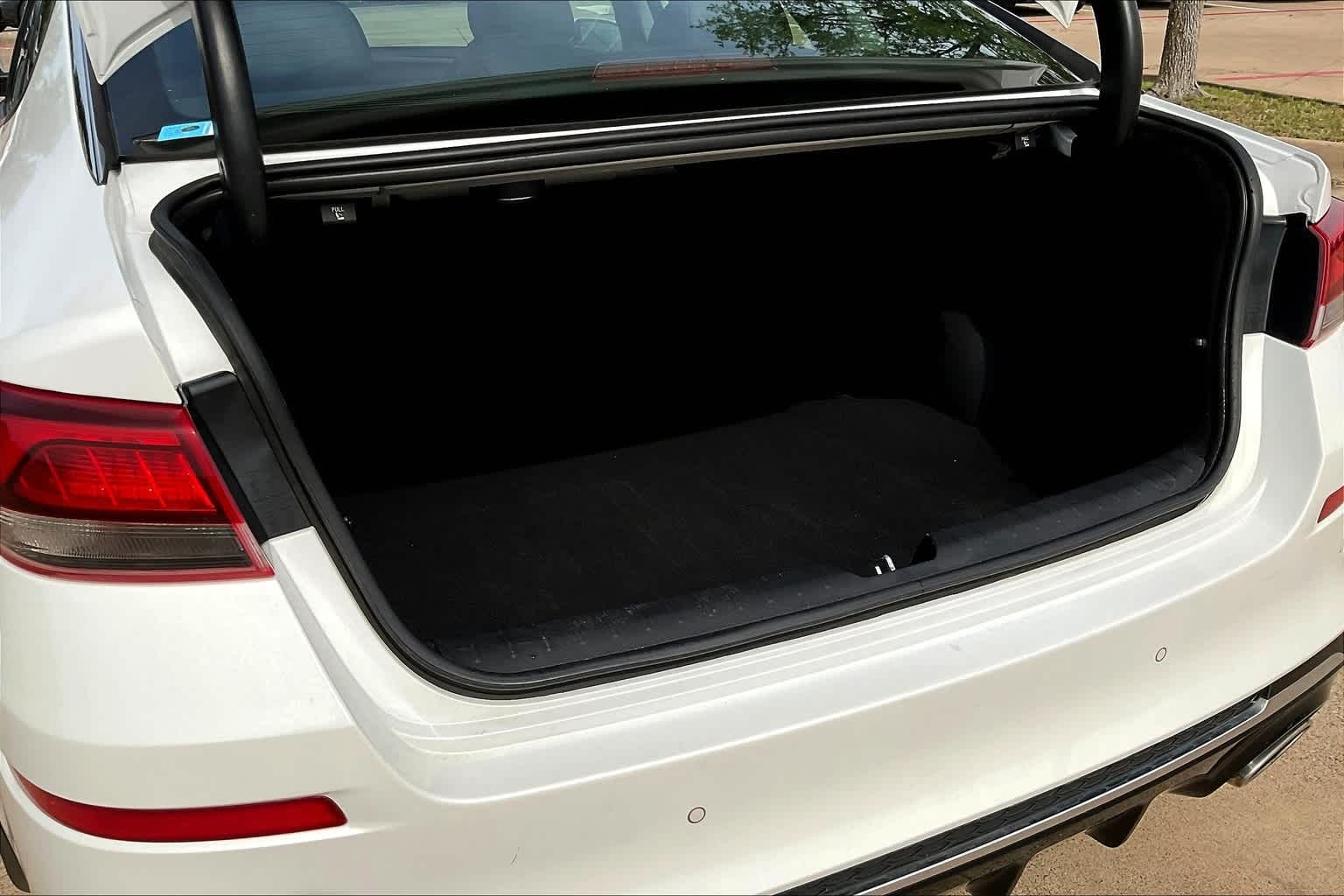 Thumbnail: 2020 Kia Optima - 18