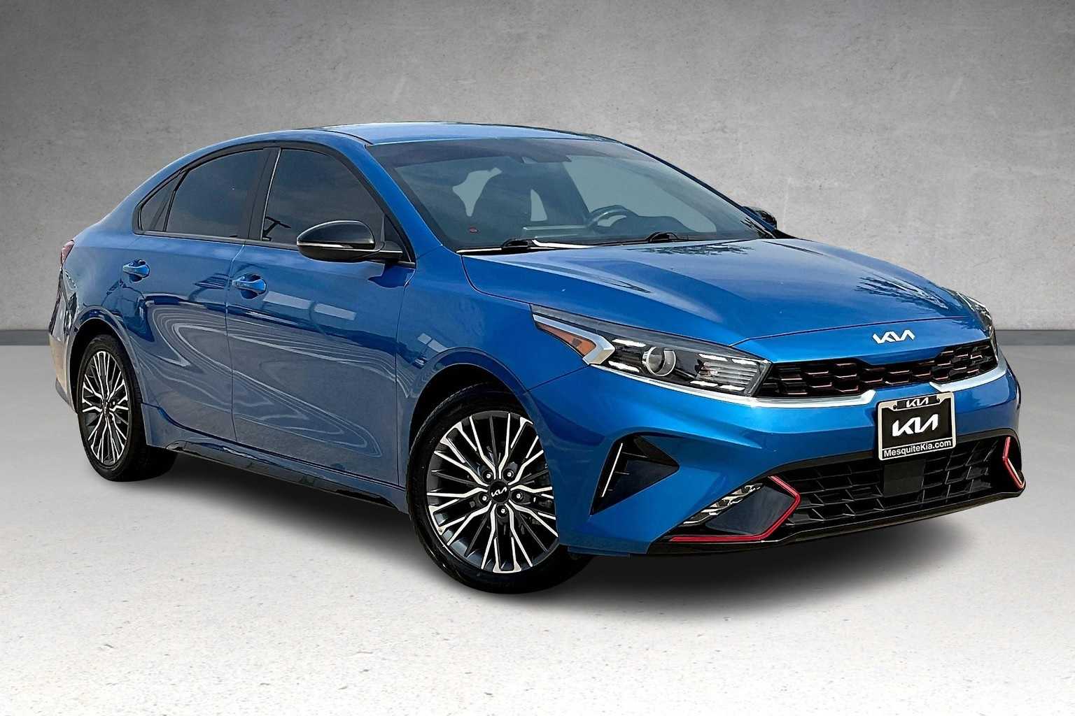 Thumbnail: 2023 Kia Forte - 19