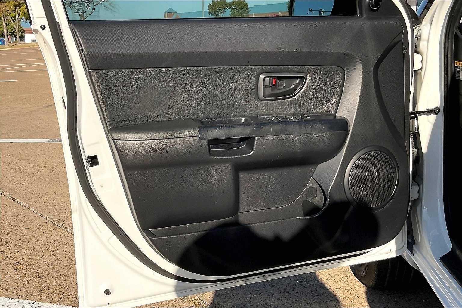 Thumbnail: 2011 Kia Soul - 25