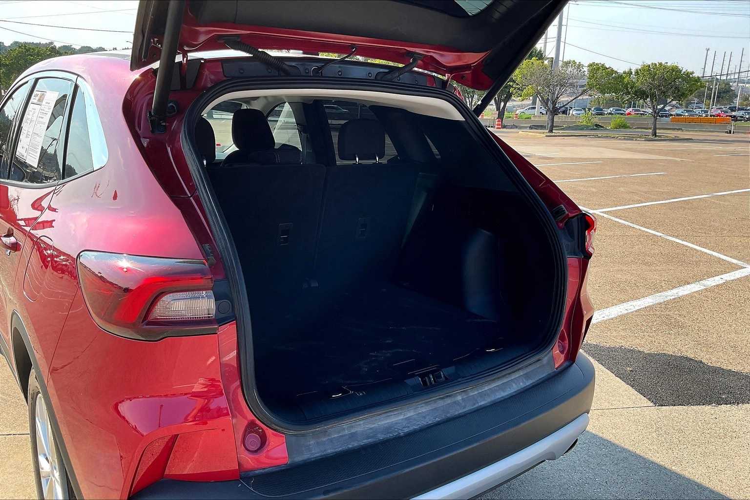 Thumbnail: 2023 Ford Escape - 18