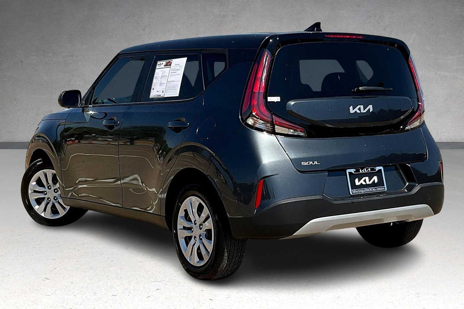 Thumbnail: 2023 Kia Soul - 4