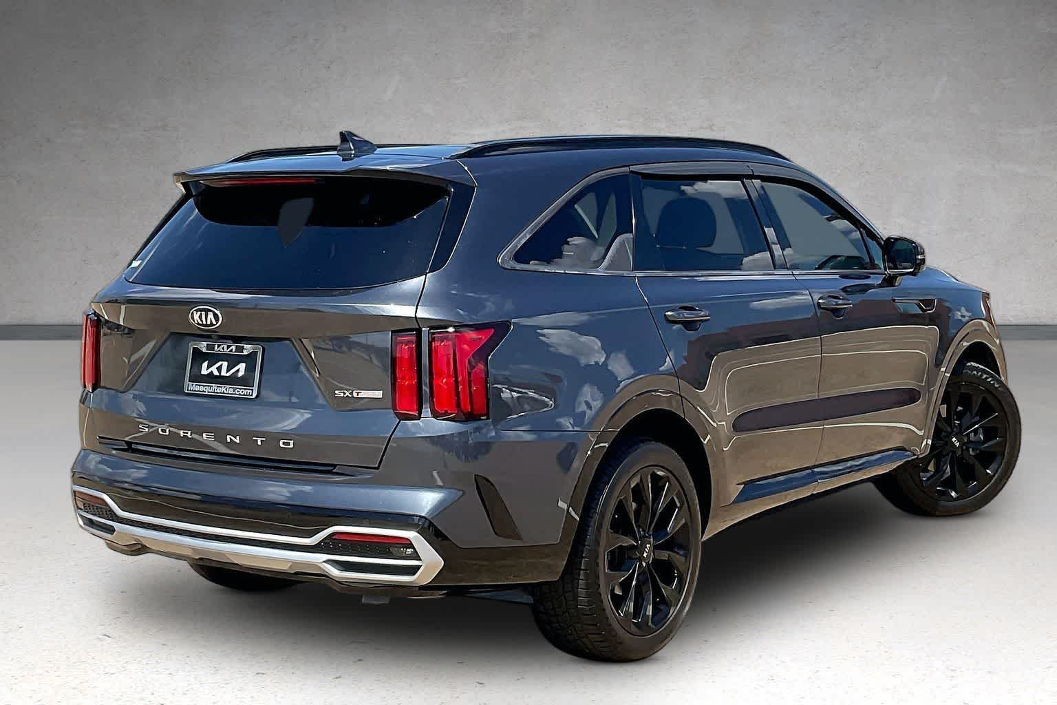 Thumbnail: 2021 Kia Sorento - 21