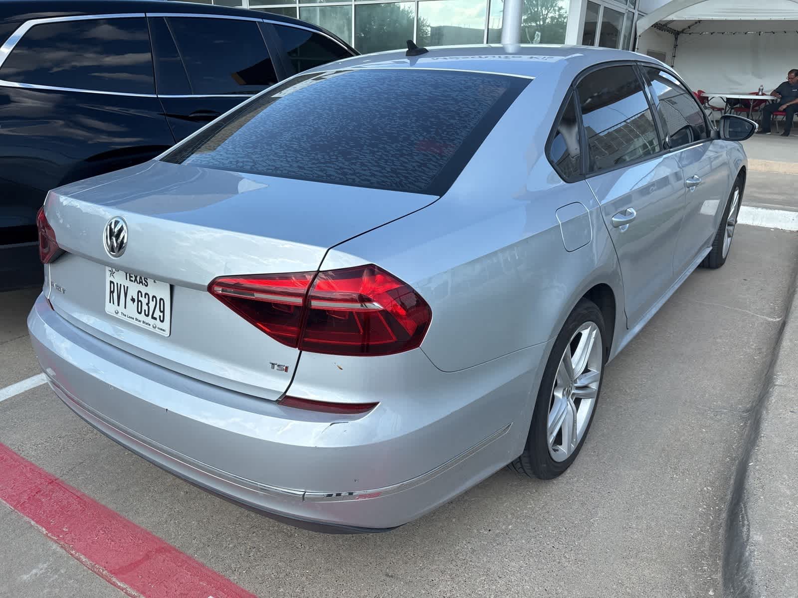 Thumbnail: 2019 Volkswagen Passat - 4