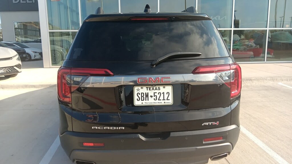 Used 2022 GMC Acadia AT4 SUV