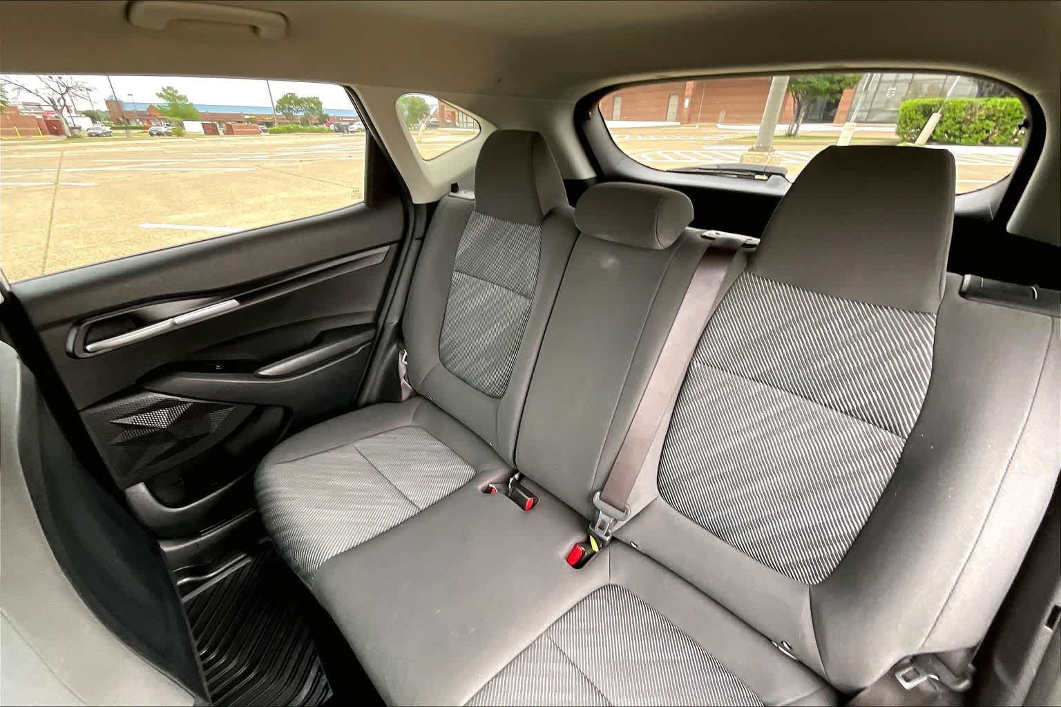 Thumbnail: 2024 Kia Seltos - 29